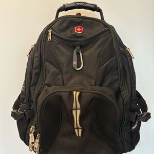 SwissGear Black Backpack with Adjustable Straps and Structured Design